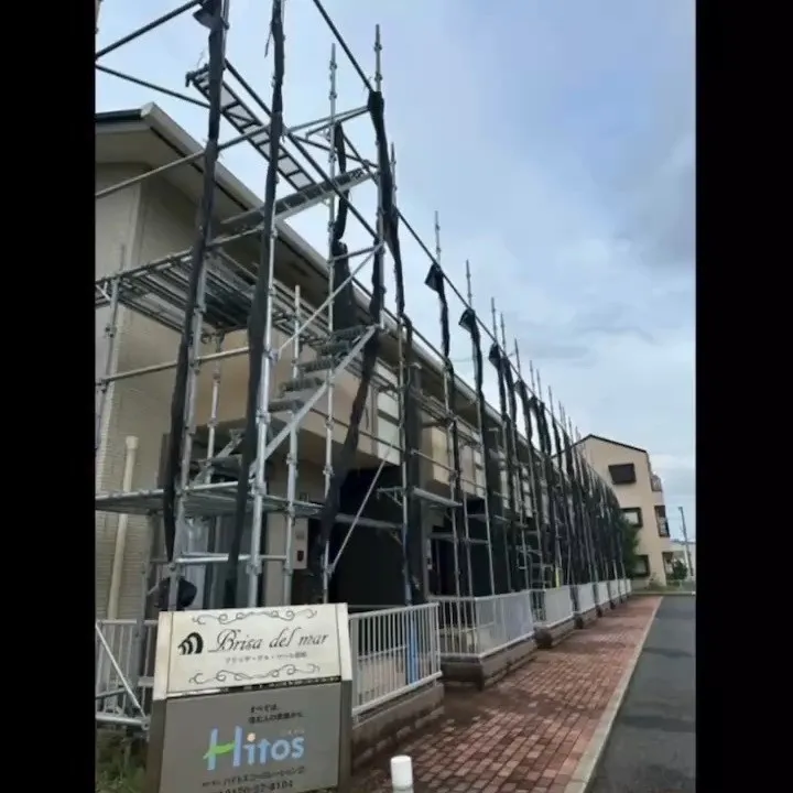 ただいま施工中の現場から、塗装中の様子をご紹介いたします🎨✨...